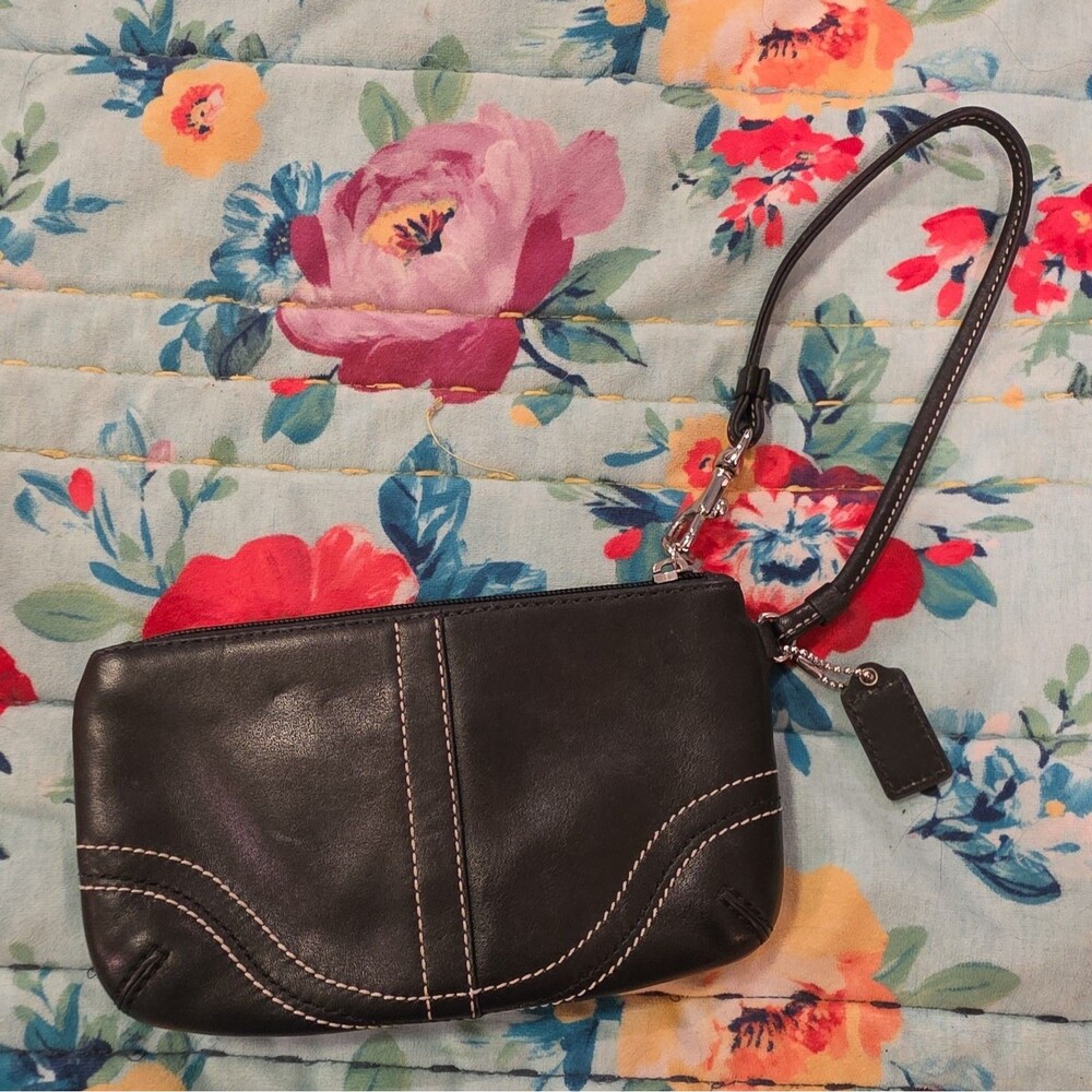 Coach small Black Wristlet Wristlet Y2K - Picture 4 of 10